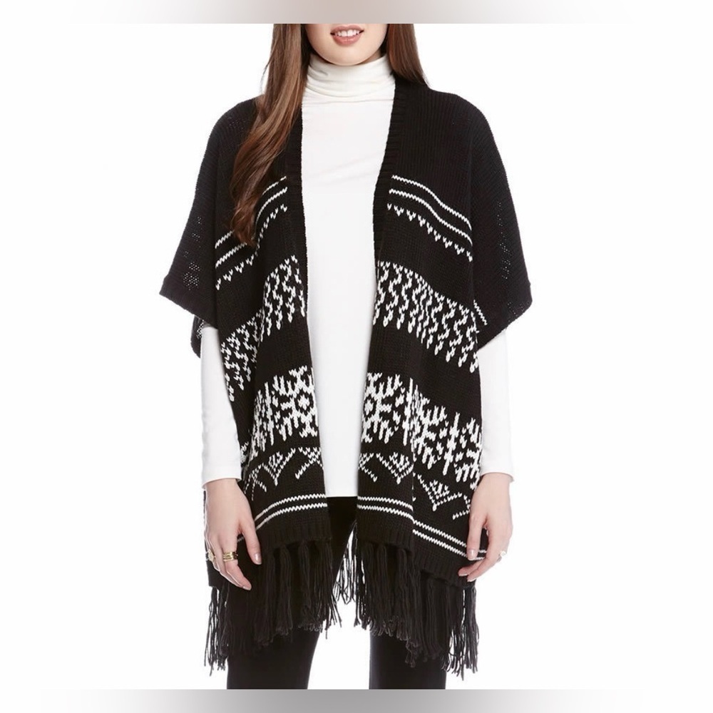 💥C.O.C Boho Tribal Fringe Poncho Cardigan  
Black & White OS